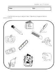 English Worksheet: Classroom Objects