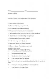 English Worksheet: grammar pronouns
