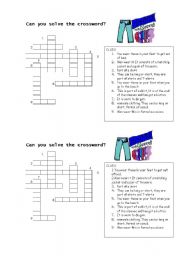 English Worksheet: Clothes easy crossword