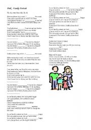 English Worksheet: Family portrait