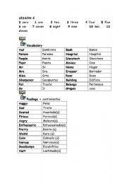 English Worksheet: verb to be in questiosn and answers