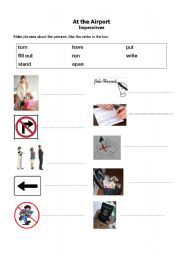 English Worksheet: At the Airport