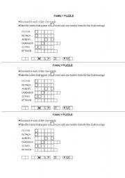 English worksheet: FAMILY PUZZLE