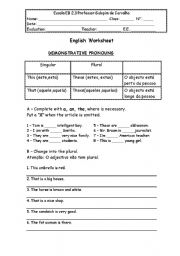 English Worksheet: DEMONSTRATIVE PRONOUNS 