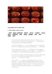 English Worksheet: halloween facts cloze text