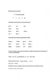 English worksheet: Pronunciation: Matching Vowels