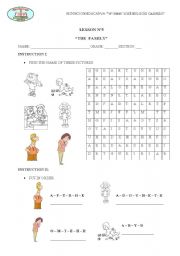 English worksheet: THE FAMILY