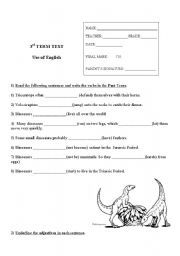 English Worksheet: Use of english, based dinosaurs