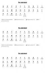 English Worksheet: the alphabet