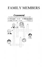 English Worksheet: FAMILY MEMBERS