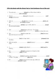 English Worksheet: past cont vs past simple