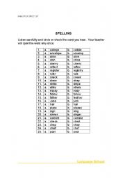 English Worksheet: SPELLING of objects