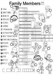 English Worksheet: FAMILY MEMBERS PUZZLE