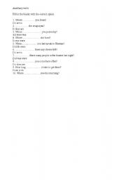 English Worksheet: Auxiliary verbs exercise
