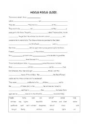 English worksheet: Hocus Pocus cloze