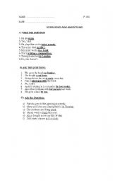 English Worksheet: Ask Questions