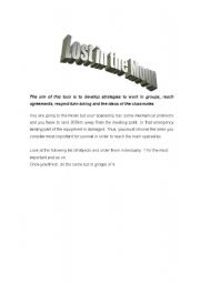 English Worksheet: lost in the moon