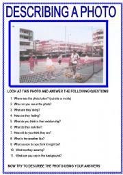 English Worksheet: DESCRIBING A PHOTO 5