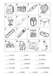 English Worksheet: Classroom Items