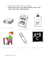 English worksheet: Classroom Items