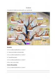 English Worksheet: Family Tree