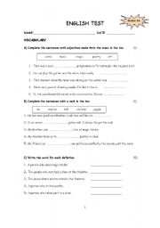 English worksheet: TEST THIRD TERM