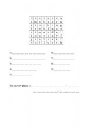 English Worksheet: Christmas Wordsearch