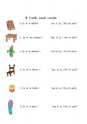 English Worksheet: classroom objects