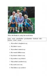 English Worksheet: Family Members