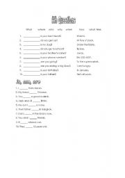 English worksheet: Question words and Be