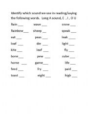 English worksheet: Phonics Worksheet