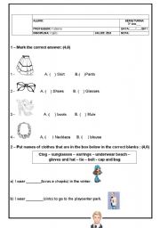 English worksheet: EXERCISE OF CLOTHES