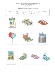 English Worksheet: small toys