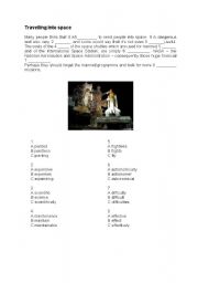 English worksheet: Travelling into space