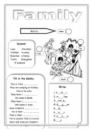 English Worksheet: Family