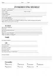 English Worksheet: Introducing myself