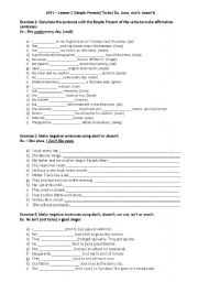 English Worksheet: Grammar Simple Present (To be/ do, does, dont, doesnt, word order questions)