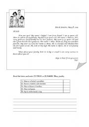 English Worksheet: My family