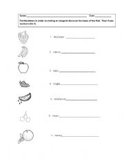 English Worksheet: Fruits Worksheet