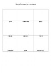 English Worksheet: school supplies