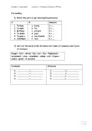 English Worksheet: First Day At school.9th form