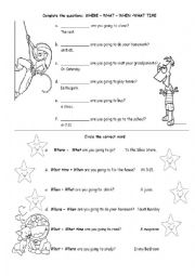 English Worksheet: Wh-Questions