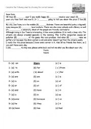 English Worksheet: close text about the place I live in