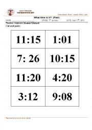 English Worksheet: What time is it?
