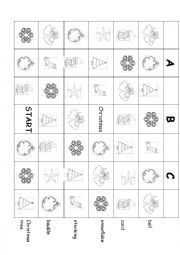 English Worksheet: Christmas Maze