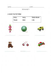 English Worksheet: TOYS AND COLORS