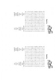 English Worksheet: Family Wordsearch