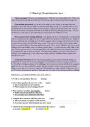 English Worksheet: Comprehension test on Facebook