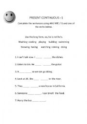 English Worksheet: COMPLETE USING AM IS ARE