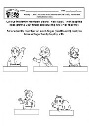 English Worksheet: members of the family finger puppets
